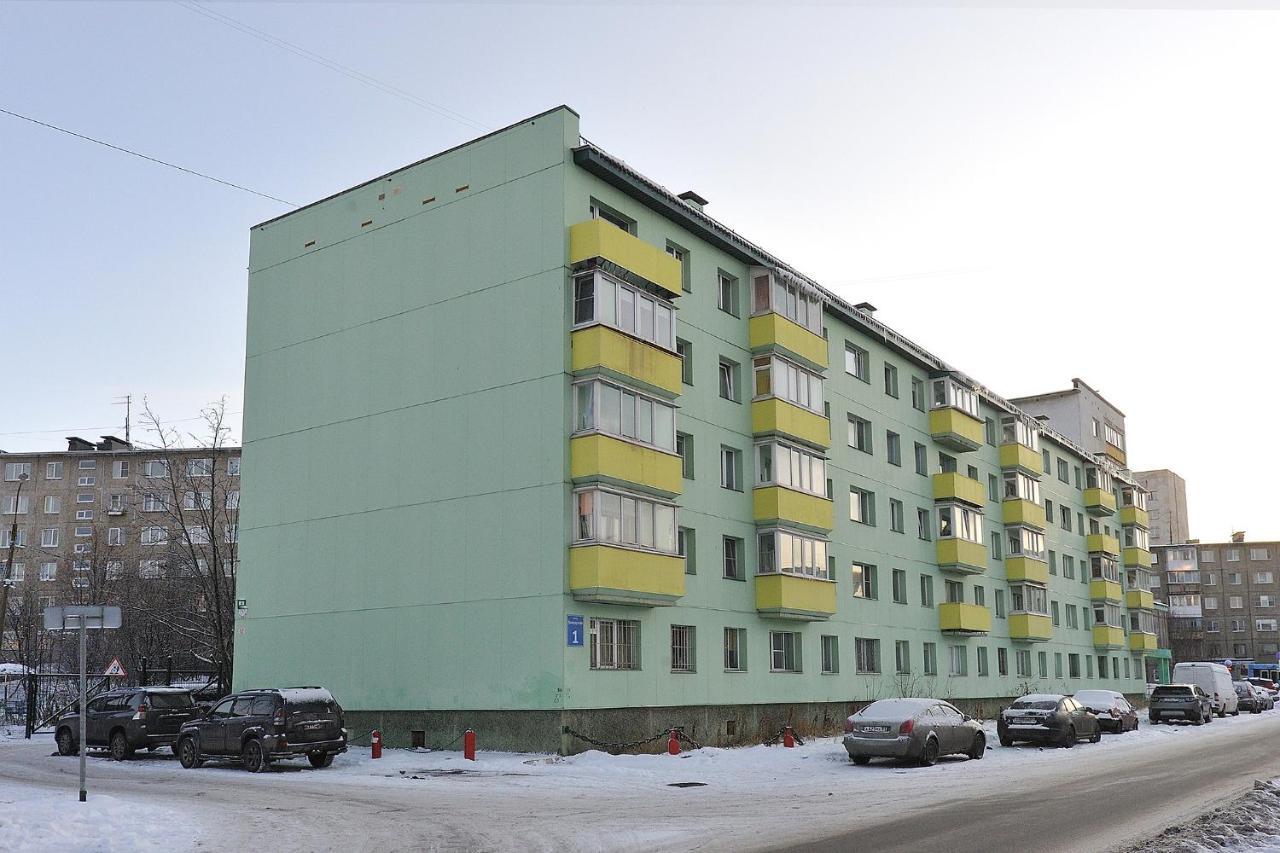 Polar Bear Apartments Zavodskaya 摩尔曼斯克 外观 照片